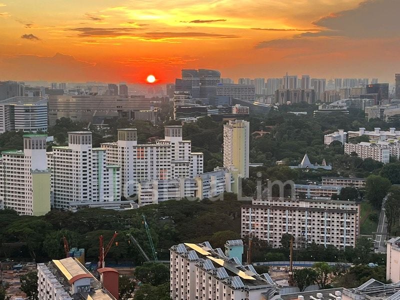 STIRLING RESIDENCES 4