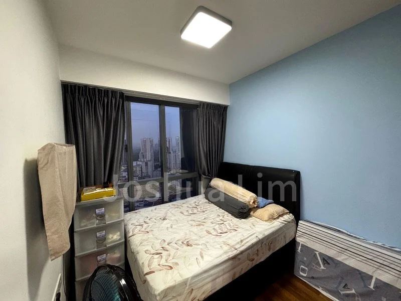 STIRLING RESIDENCES 8