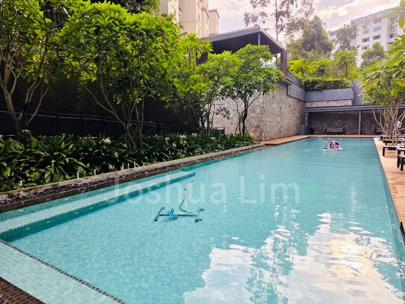 STIRLING RESIDENCES 10