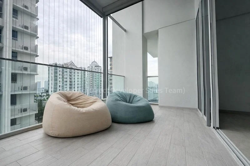 THE LINE @ TANJONG RHU 2