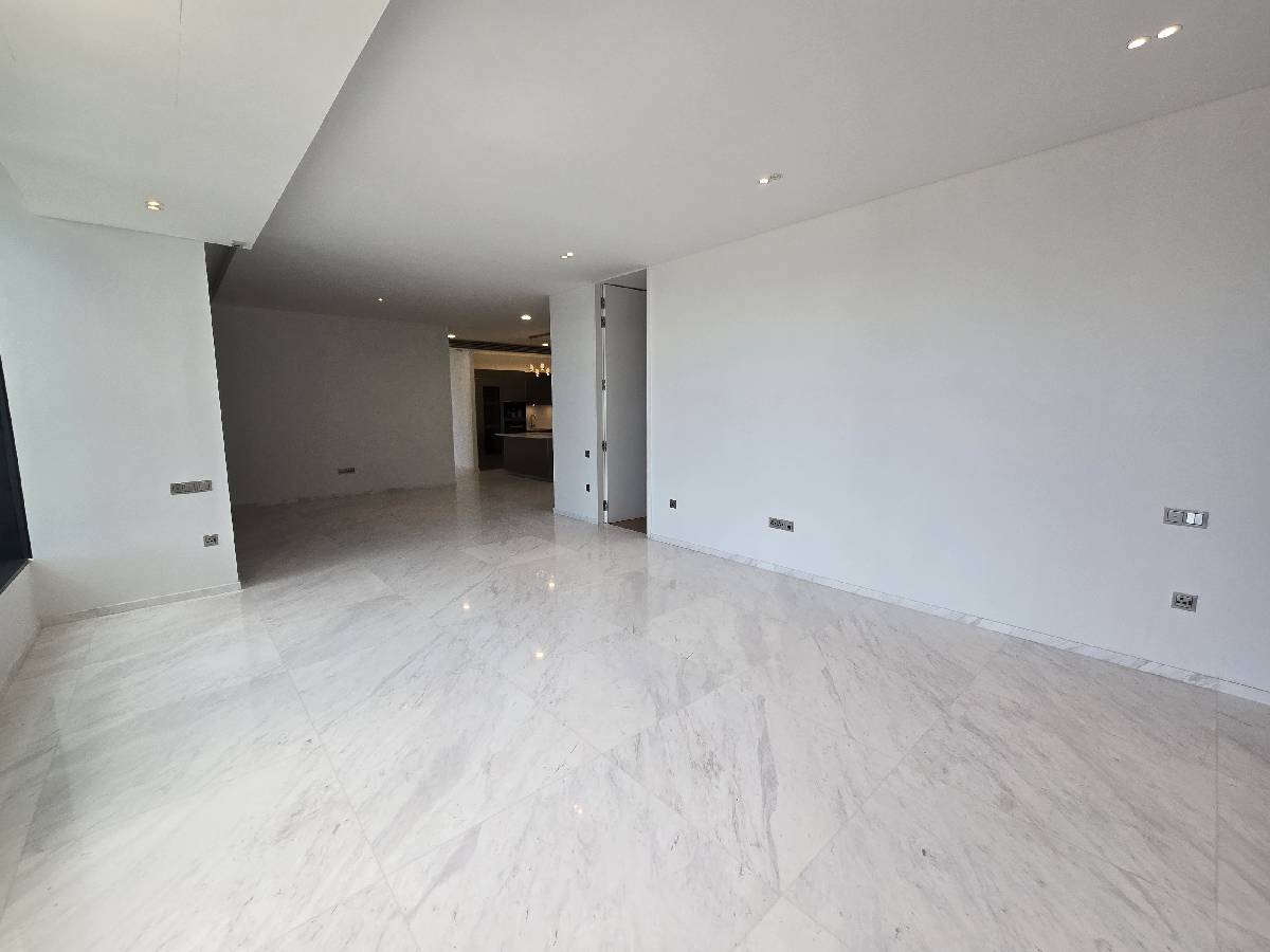 SOUTH BEACH RESIDENCES 16