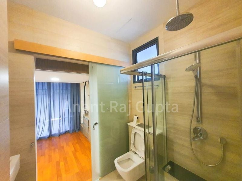 THE CREEK @ BUKIT 10