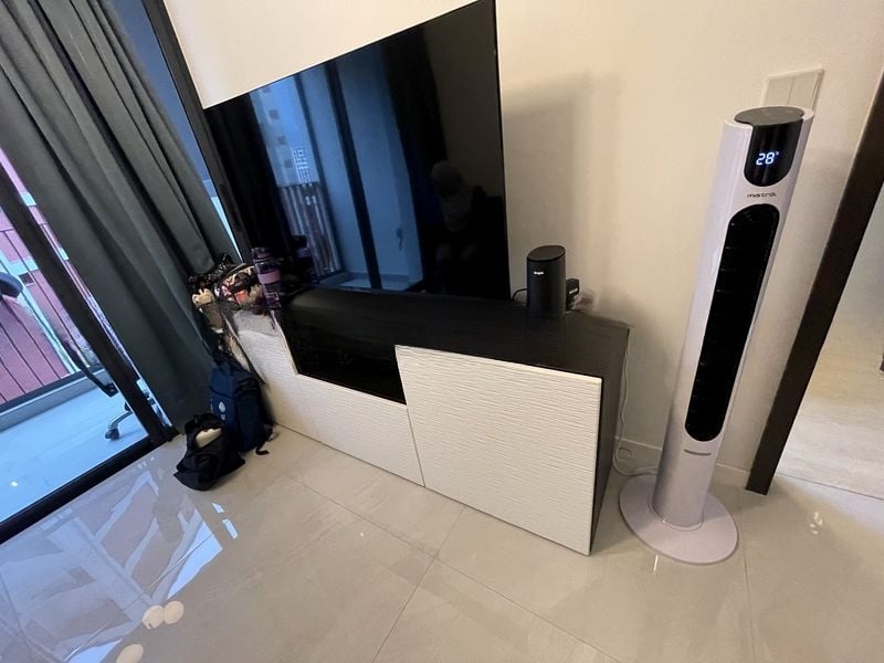 RIVERFRONT RESIDENCES 3