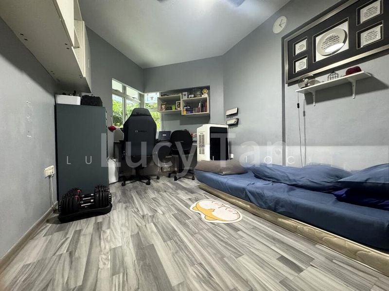 BT BATOK WEST AVE 5 4