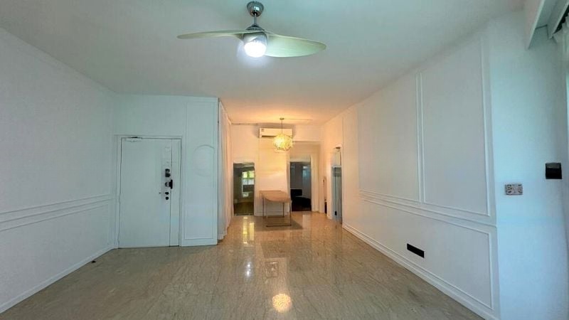 THE EDGEWATER 11
