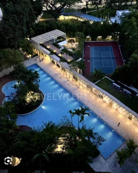 THE SEAFRONT ON MEYER 3