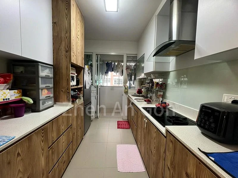 BT BATOK WEST AVE 6 4