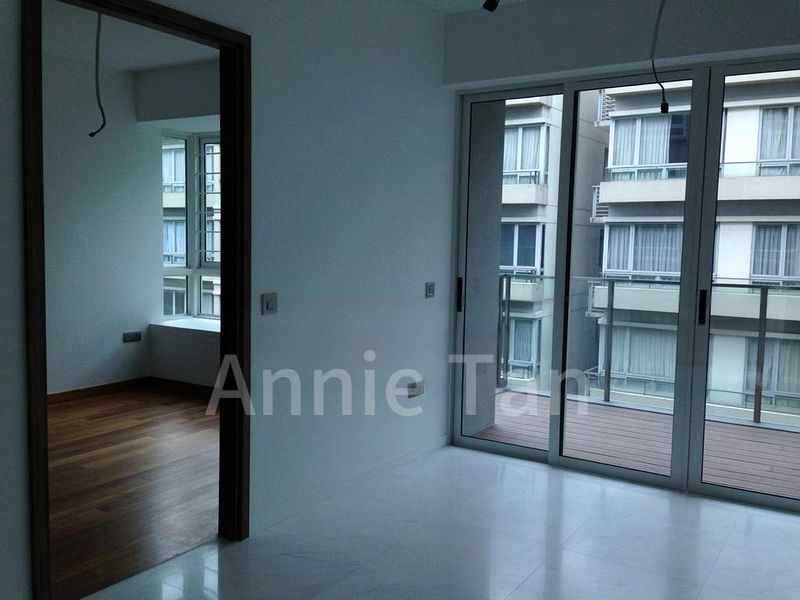 SUITES AT ORCHARD 12