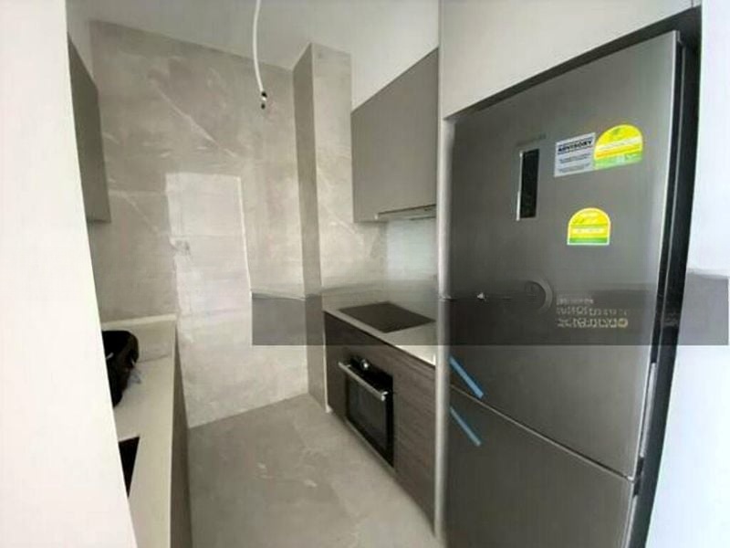 STIRLING RESIDENCES 4