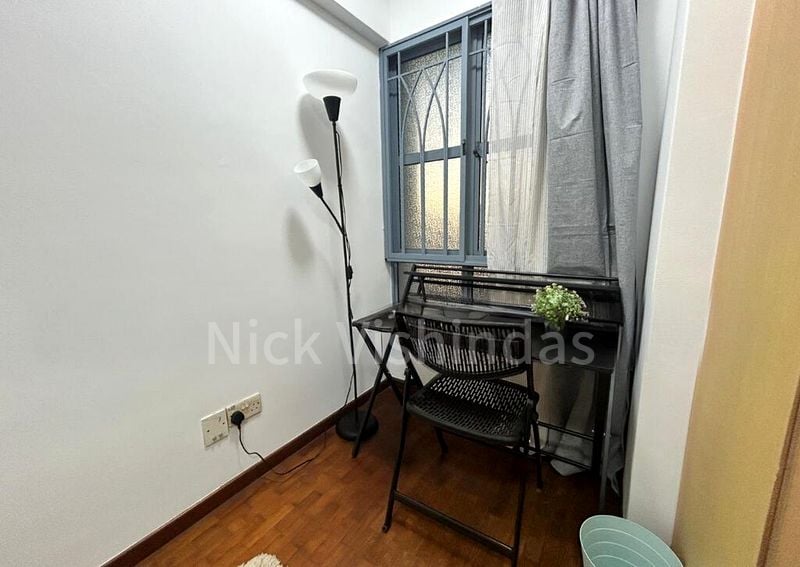 AQUARIUS BY THE PARK 5