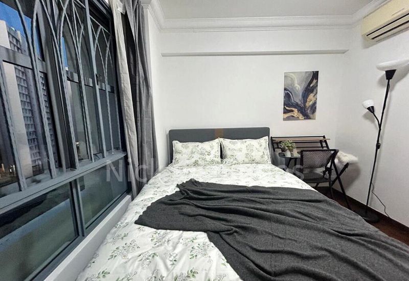 AQUARIUS BY THE PARK 9