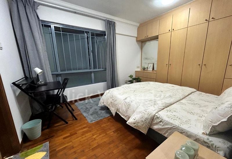 AQUARIUS BY THE PARK 11