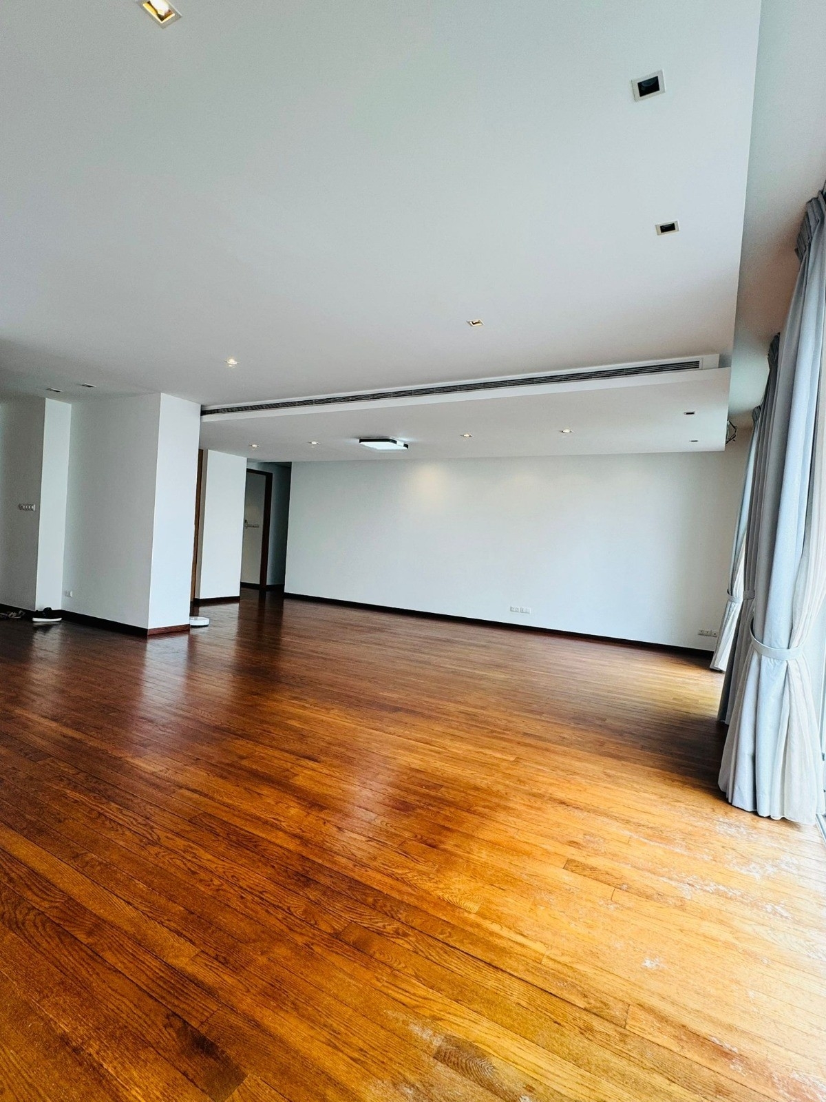 GRANGE RESIDENCES 12