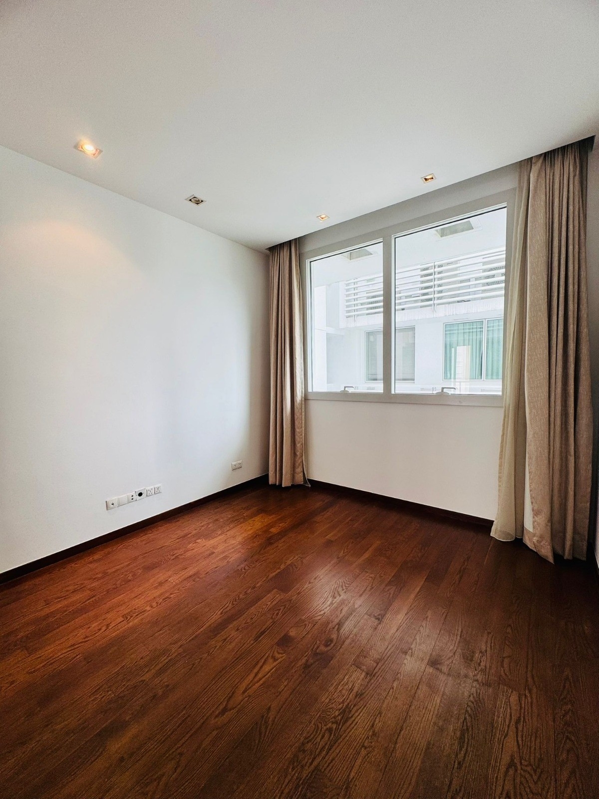 GRANGE RESIDENCES 15