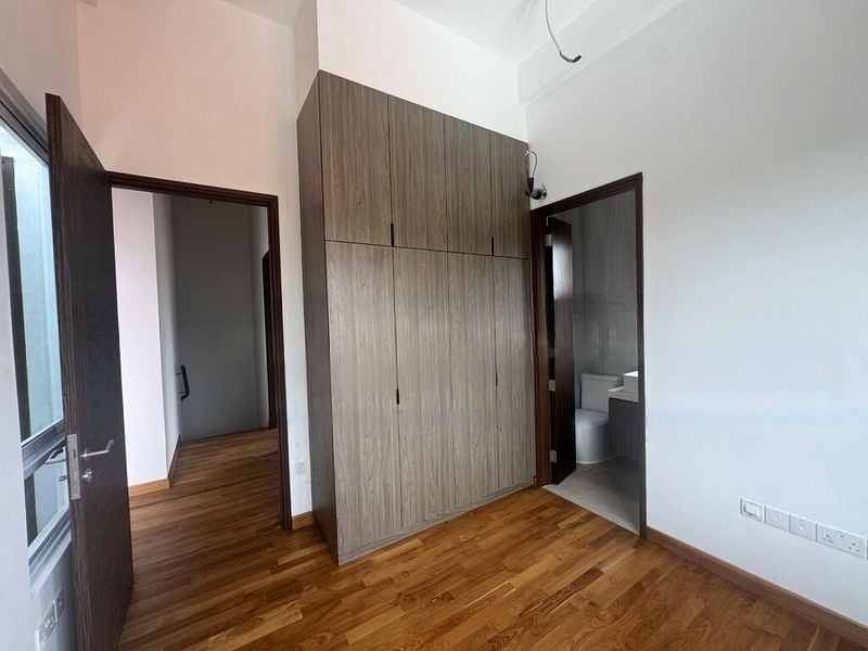 CHANGI GROVE 10