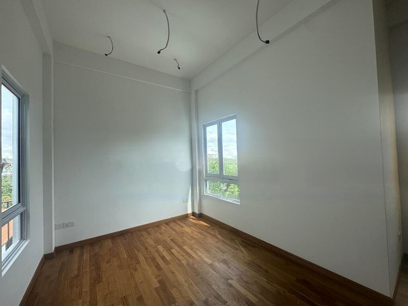 CHANGI GROVE 14