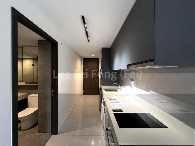 RIVERFRONT RESIDENCES 3