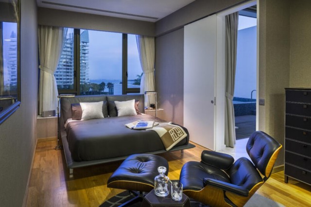 MARINA COLLECTION 19