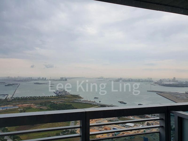 MARINA BAY RESIDENCES 9