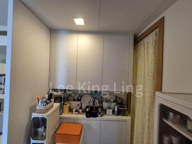 MARINA BAY RESIDENCES 14