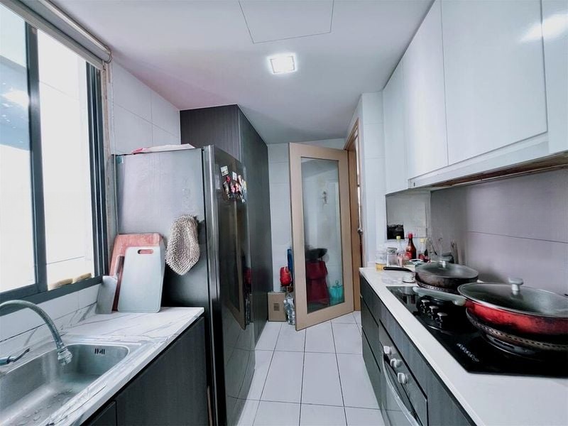 ESPARINA RESIDENCES 1