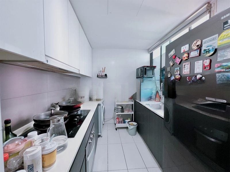 ESPARINA RESIDENCES 2