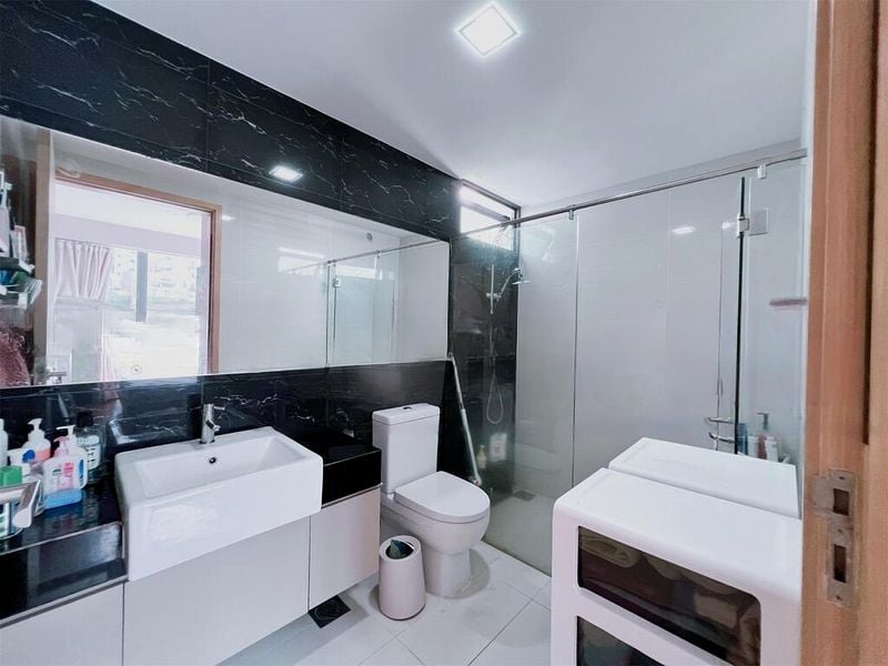 ESPARINA RESIDENCES 4