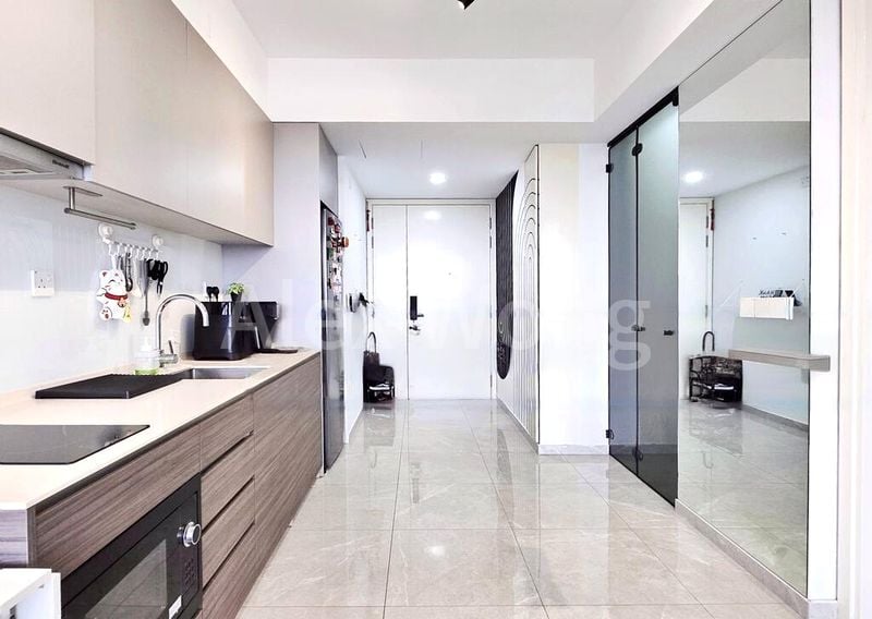 STIRLING RESIDENCES 4