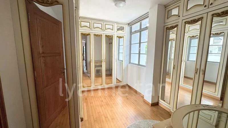 PINETREE CONDOMINIUM 6