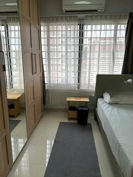 PEOPLE'S PARK COMPLEX 9