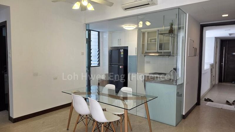 WATERMARK ROBERTSON QUAY 11