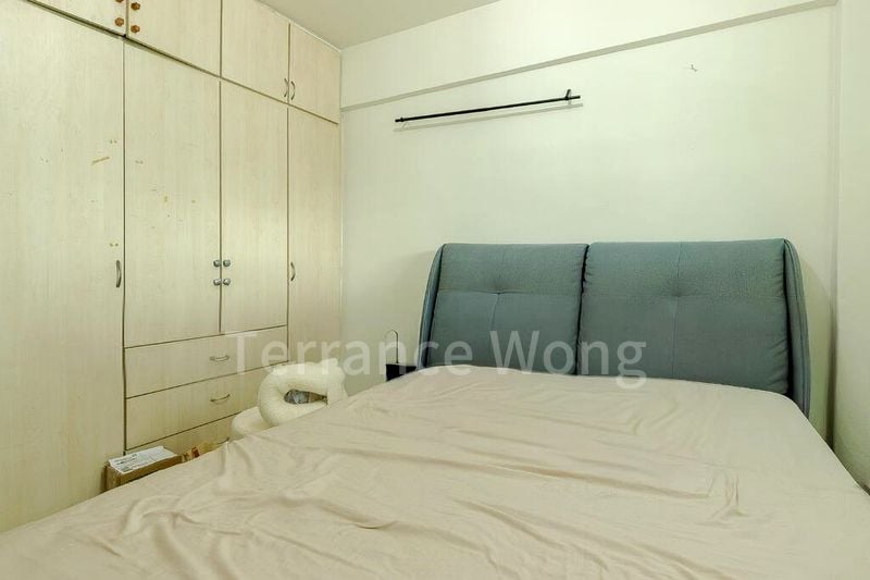 ANG MO KIO AVE 10 13