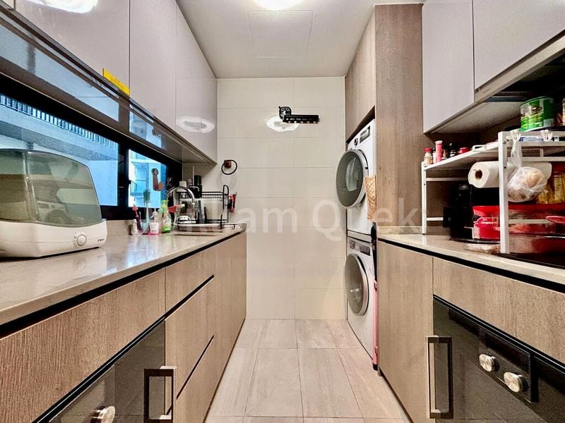 AVENUE SOUTH RESIDENCE 4