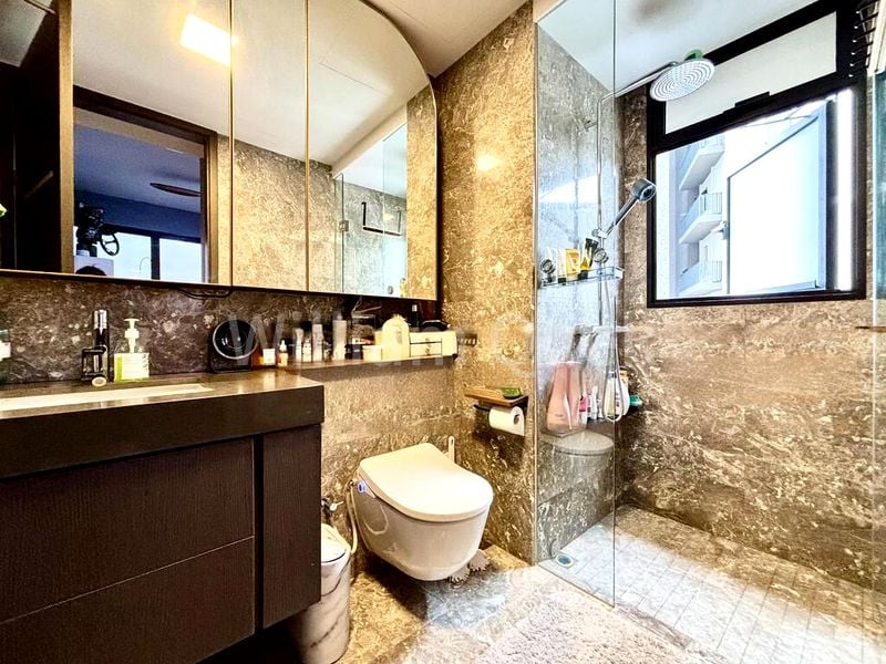 AVENUE SOUTH RESIDENCE 12