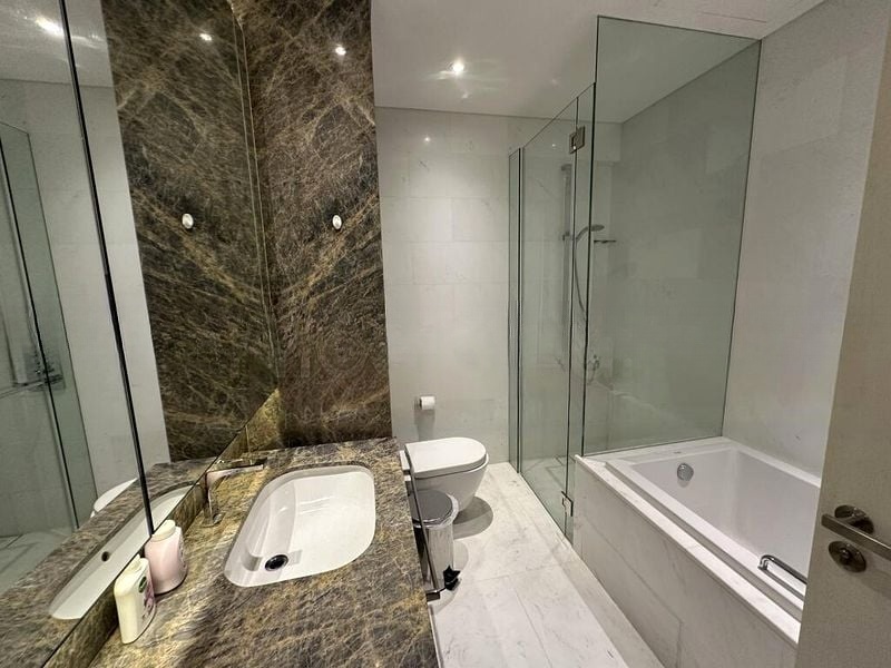 SOUTH BEACH RESIDENCES 1