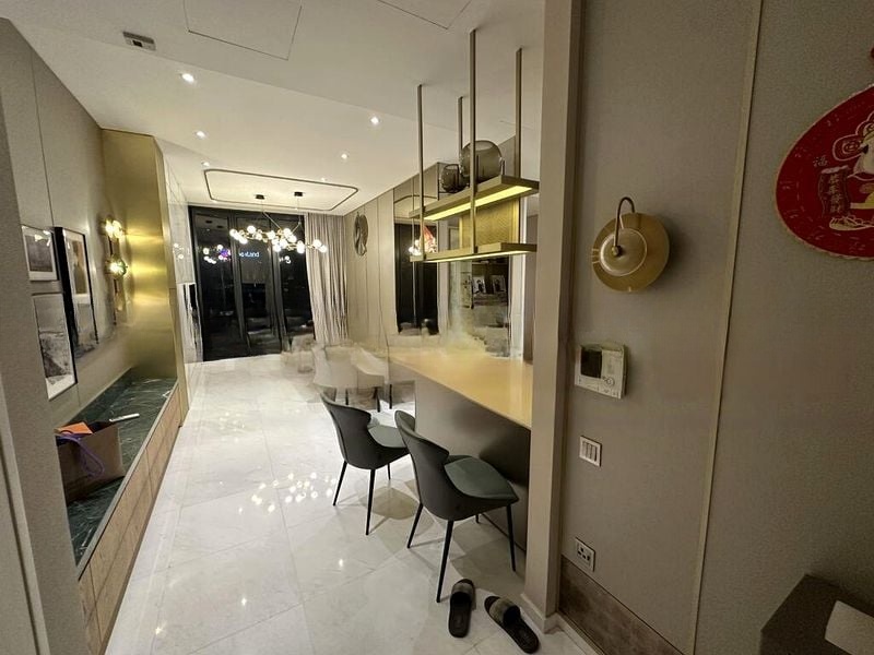 SOUTH BEACH RESIDENCES 8
