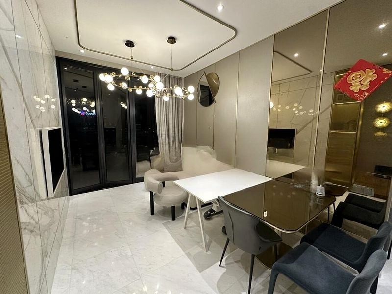 SOUTH BEACH RESIDENCES 7