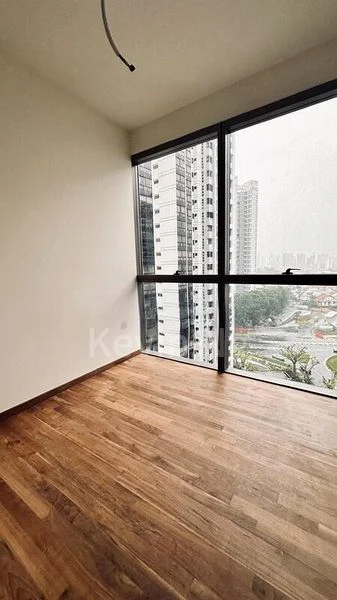 COASTLINE RESIDENCES 6