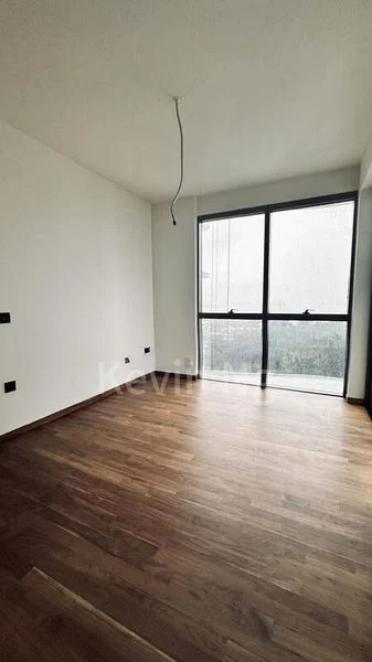 COASTLINE RESIDENCES 10