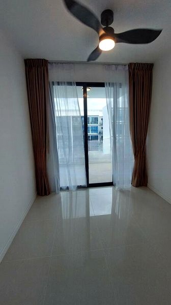 TREASURE AT TAMPINES 5