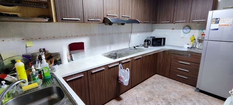 KEMBANGAN ESTATE 4