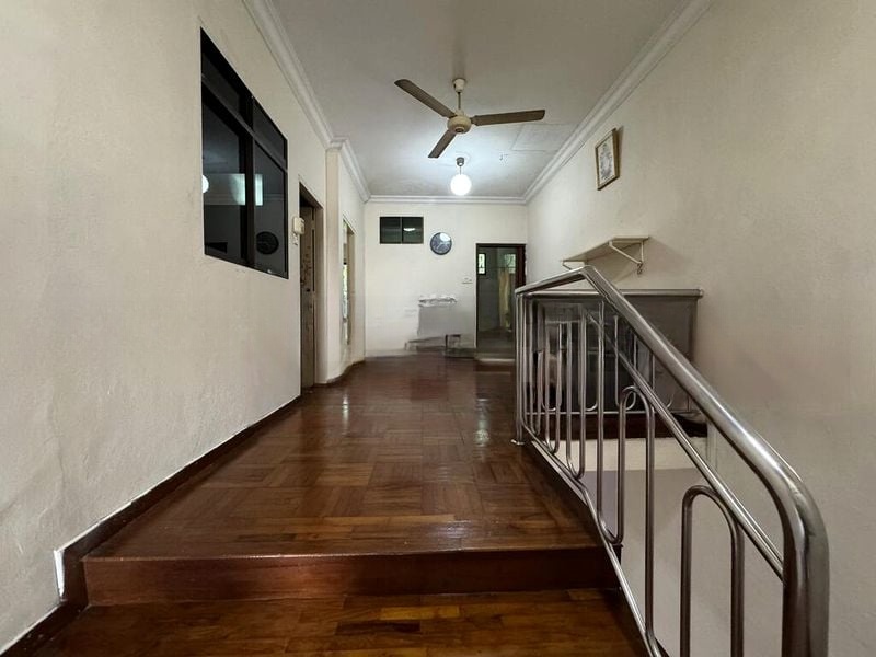 SELETAR HILLS ESTATE 6