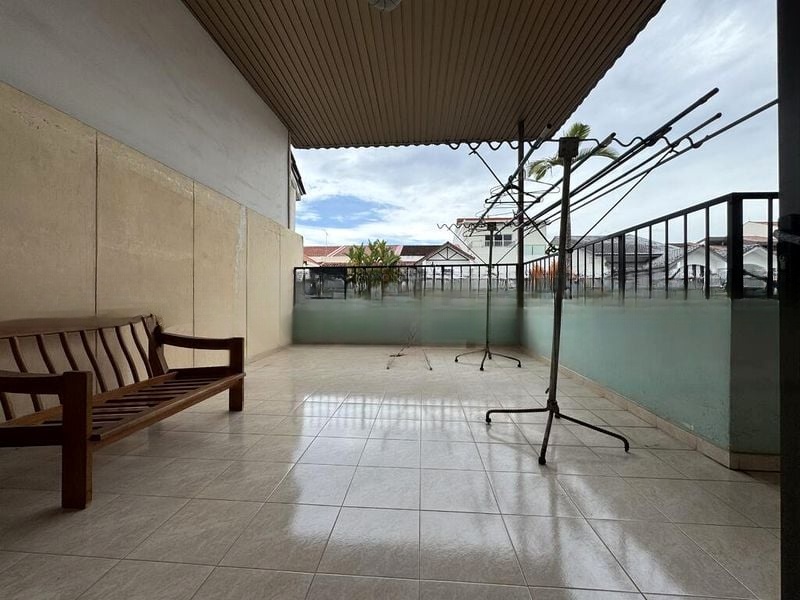 SELETAR HILLS ESTATE 11