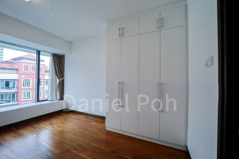 WATERMARK ROBERTSON QUAY 6