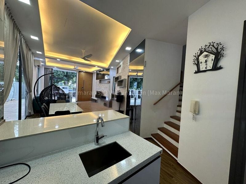 KENSINGTON PARK CONDOMINIUM 7