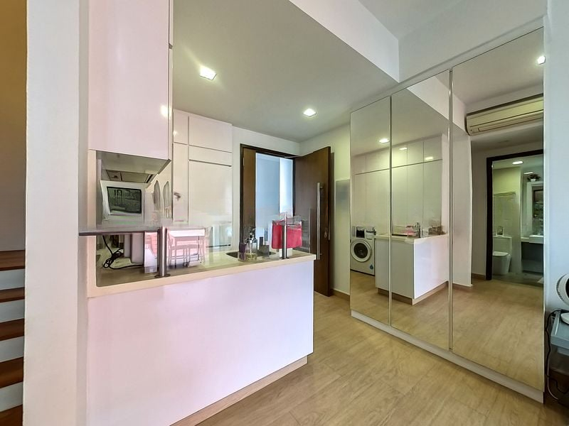 STRAITS RESIDENCES 4