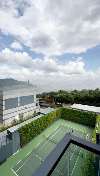 FOURTH AVENUE RESIDENCES 5