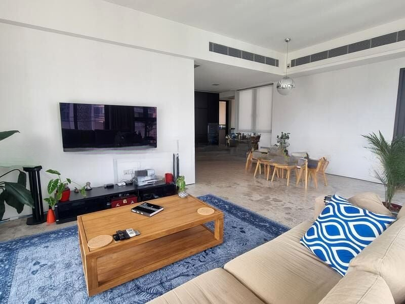 CENTENNIA SUITES 3