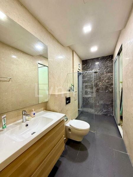 D'CHATEAU @ SHELFORD 5