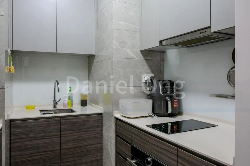 STIRLING RESIDENCES 5